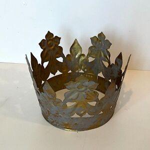 Beautiful small tin crown gold and silver Anthropologie perfect statue crown